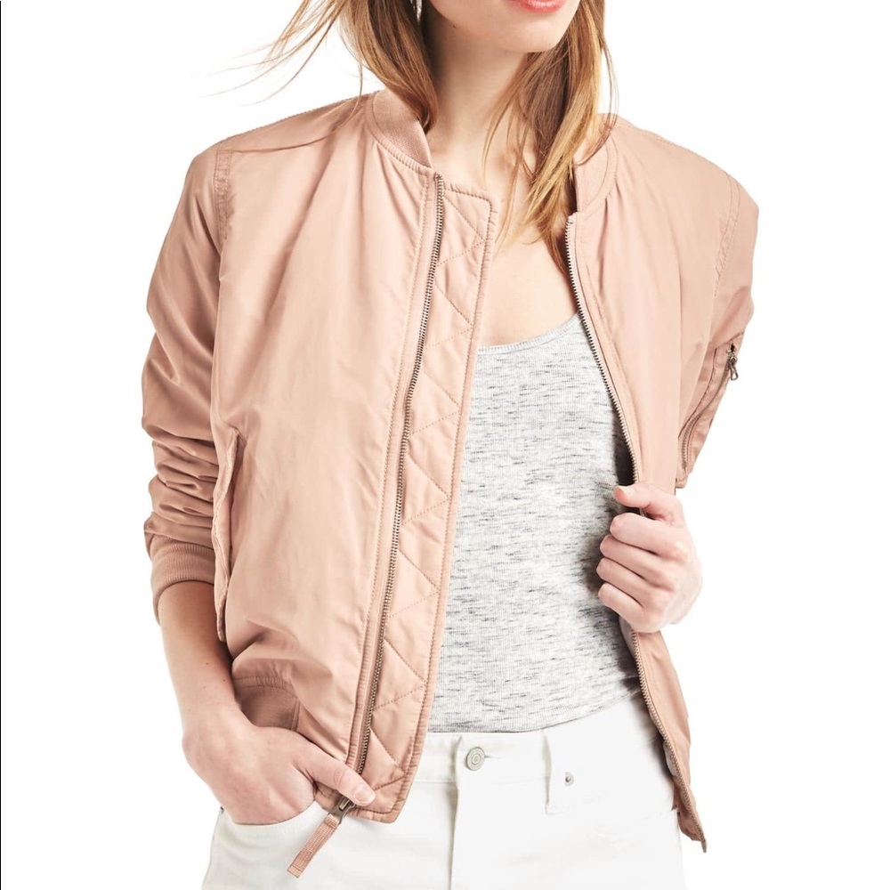 SOLD HOST PICK 🌺🍾🤩 Blush burgundy bomber